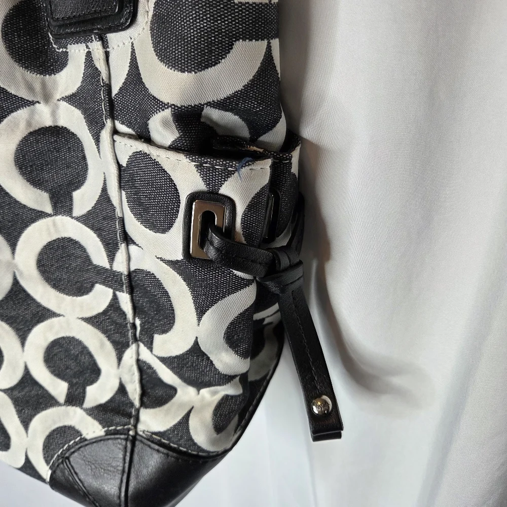 Coach Black and White Signature Purse OP Art - Picture 4 of 13